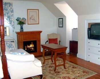 Magnolia Manor B&B Inn ويليامزبرغ المظهر الخارجي الصورة